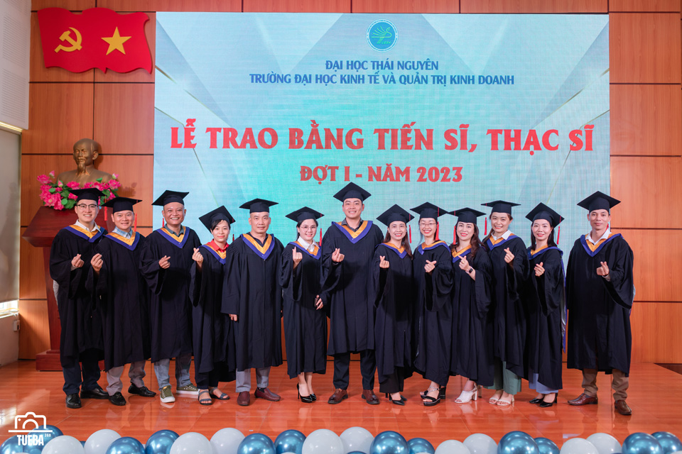 Tiến sĩ quản lý kinh tế